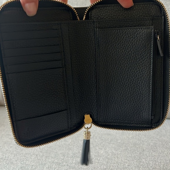 Gucci Small Leatner Soho Disco around Wallet Black - Picture 10 of 17